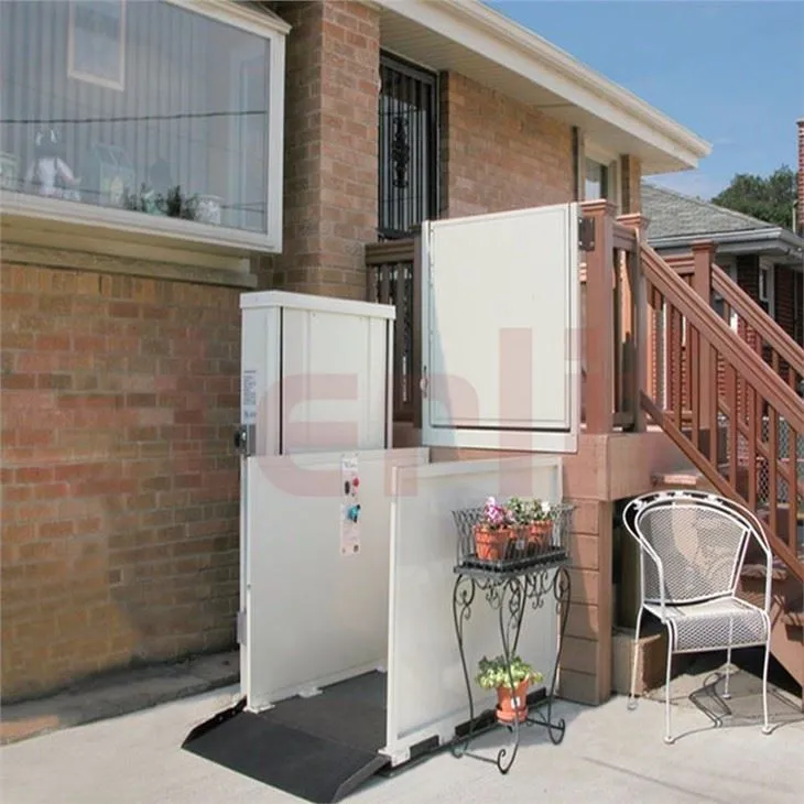 Hydraulický vertikální zvedák invalidního vozíku